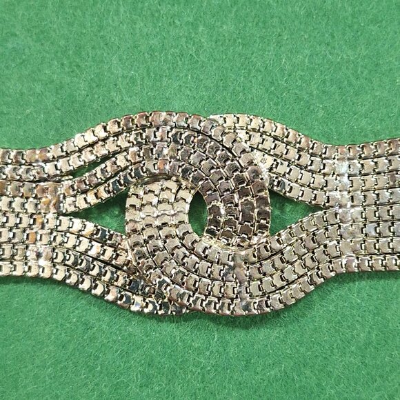 Vintage Gold Tone Chain-Link Bracelet – Bold Statement Cuff - Picture 3 of 7